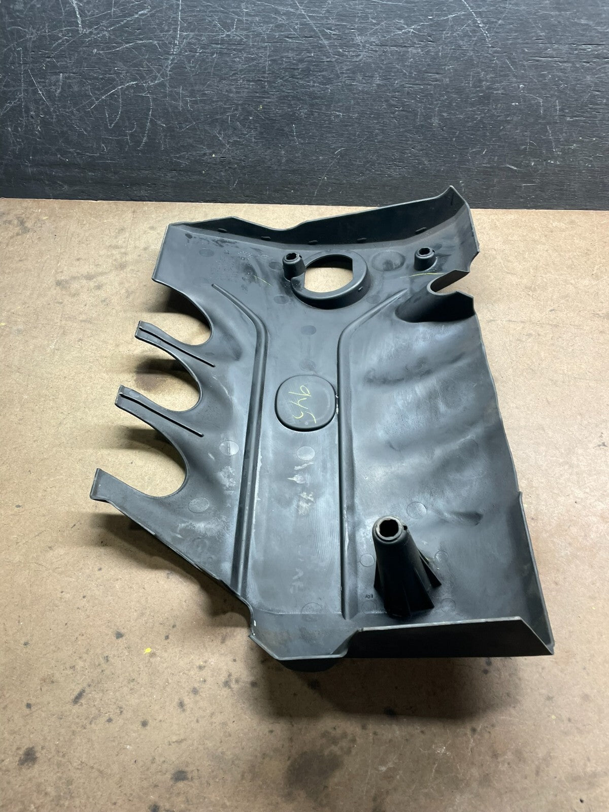 2003 to 2008 Mazda 6 3.0L Engine Cover Top Lid Cover OEM L41515