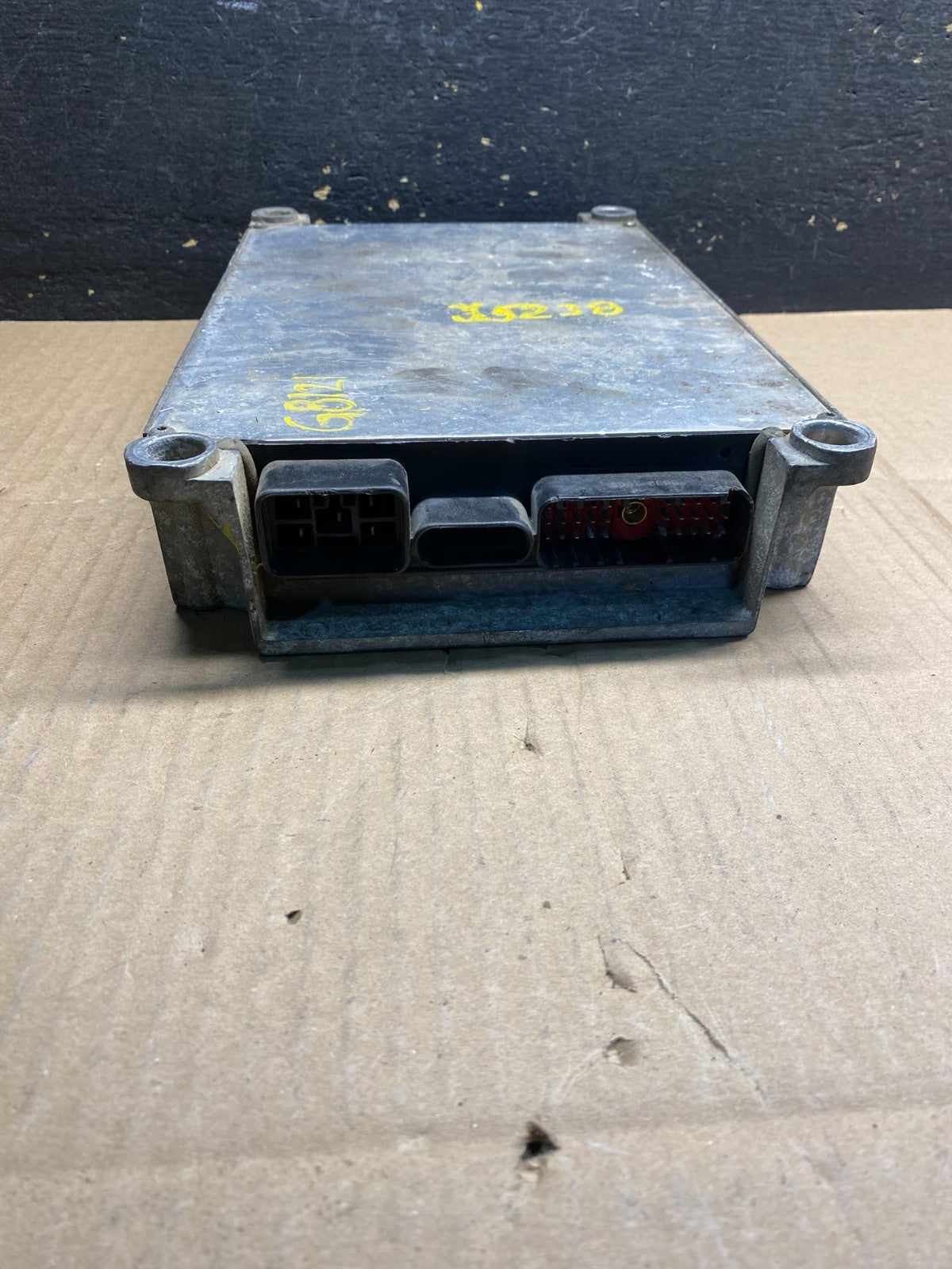DDEC 111 - Gas ECM ECU AB05111