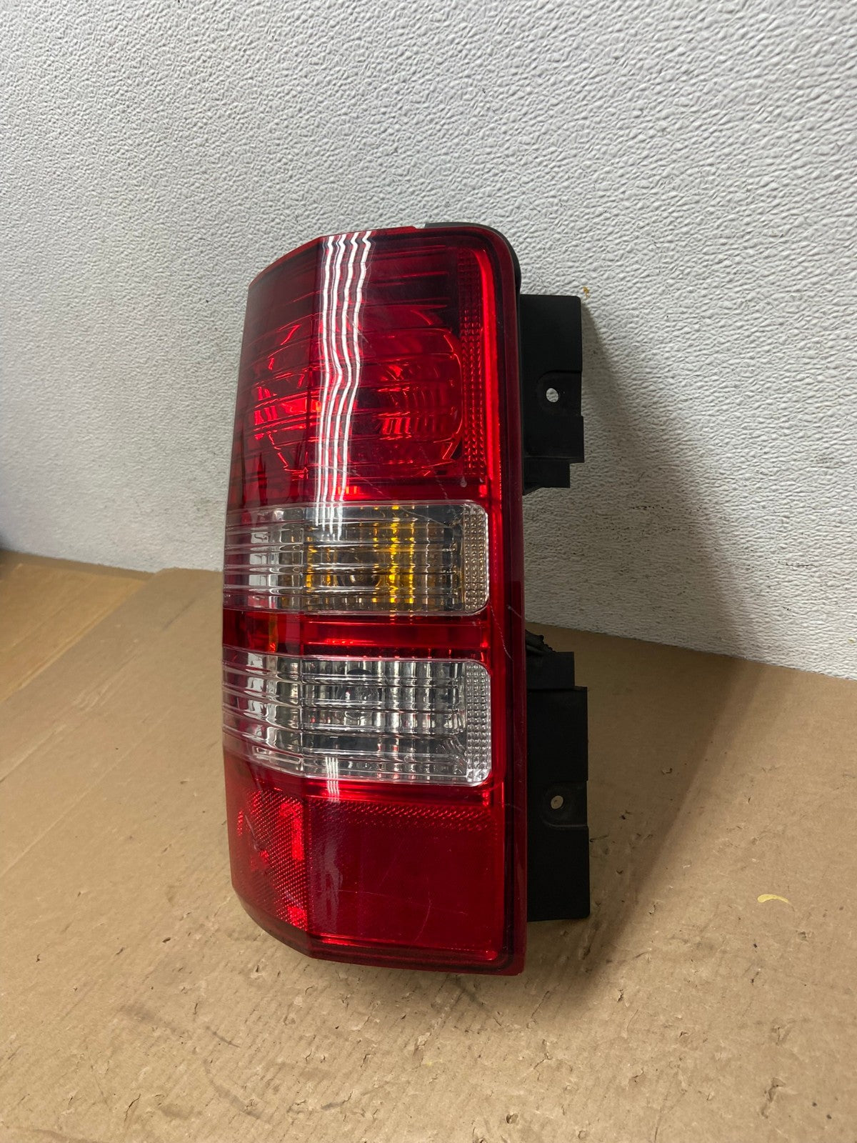 2008 to 2012 Jeep Liberty Left Driver Side Lh Tail Light AD7779 LK1