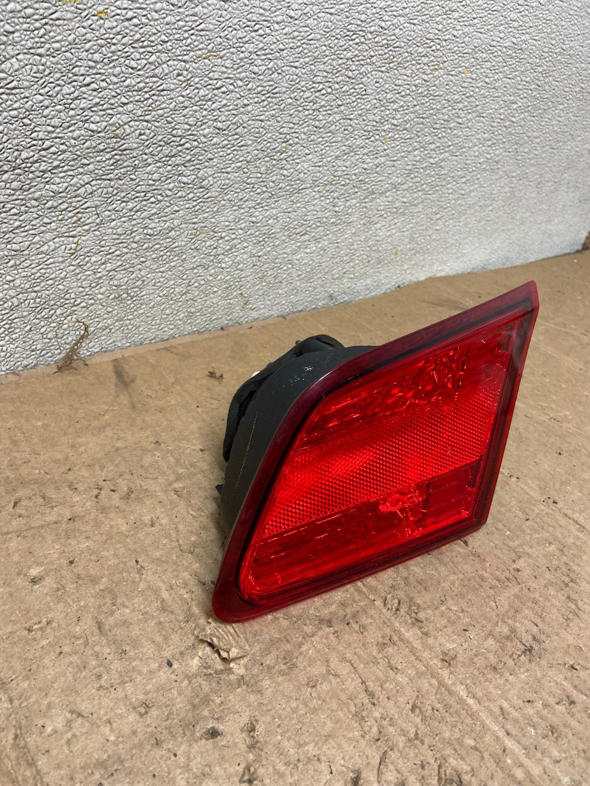 2010-2014 Subaru Legacy Right Passenger Rh Side Tail Light Inner Oem AA4274 DW2