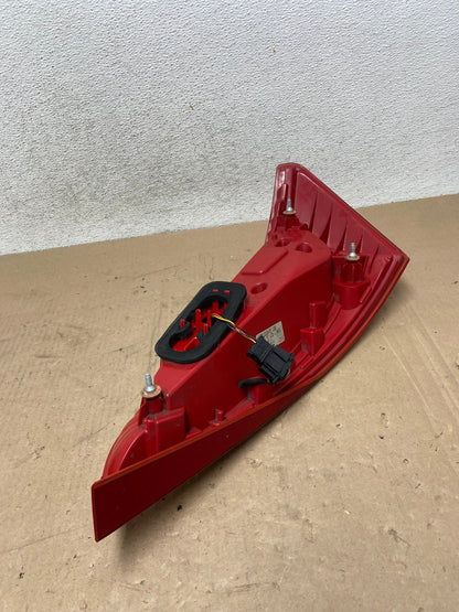 2009 to 2012 Audi Q5 Left Driver LH Side Tail light AG4753 LK7