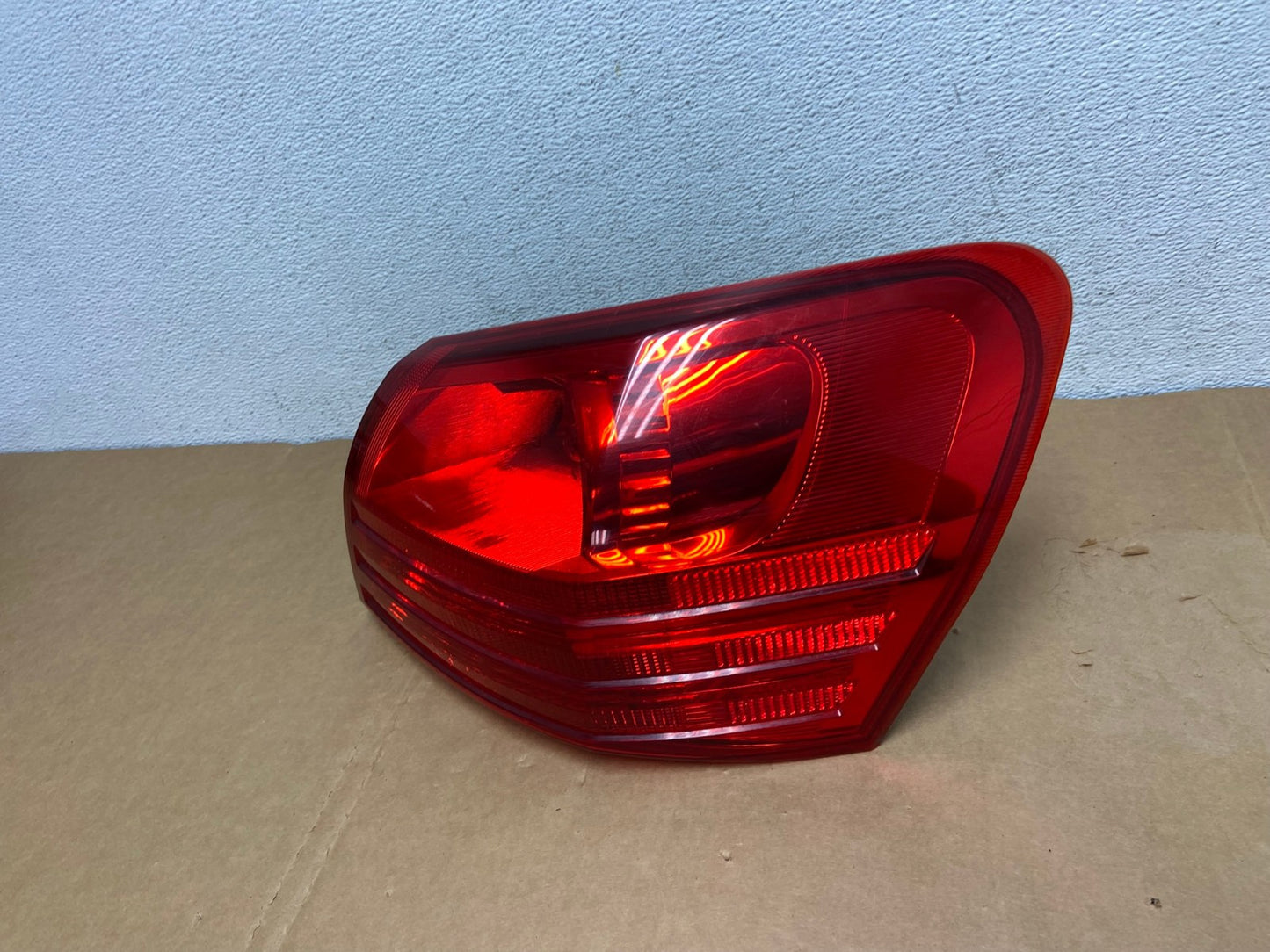 2008 to 2015 Nissan Rogue Right Passenger Rh Side Tail Light AC8360 LK1