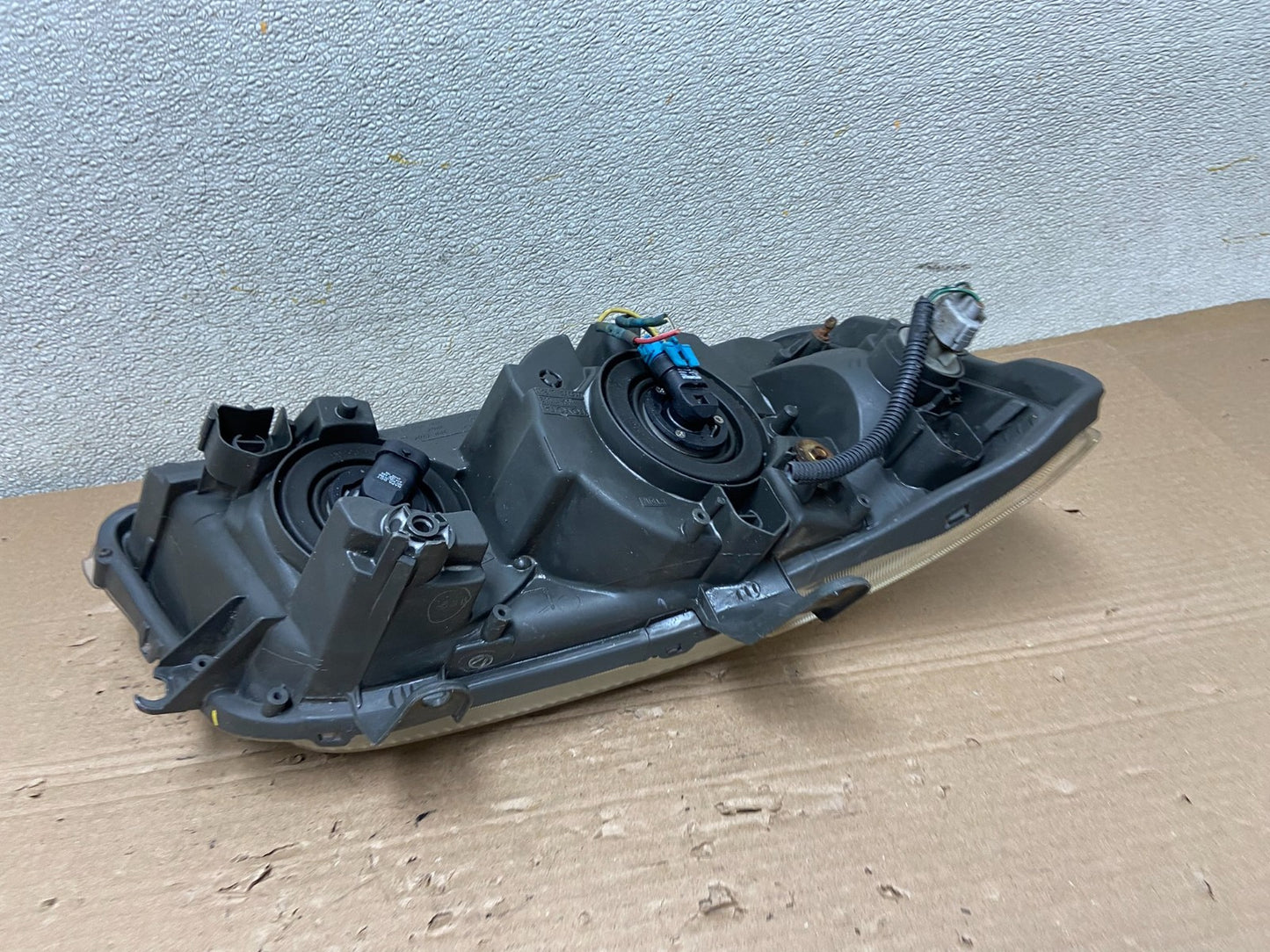 2001 2002 2003 Toyota Highlander Headlight Left Driver LH Side AB1140 DW7