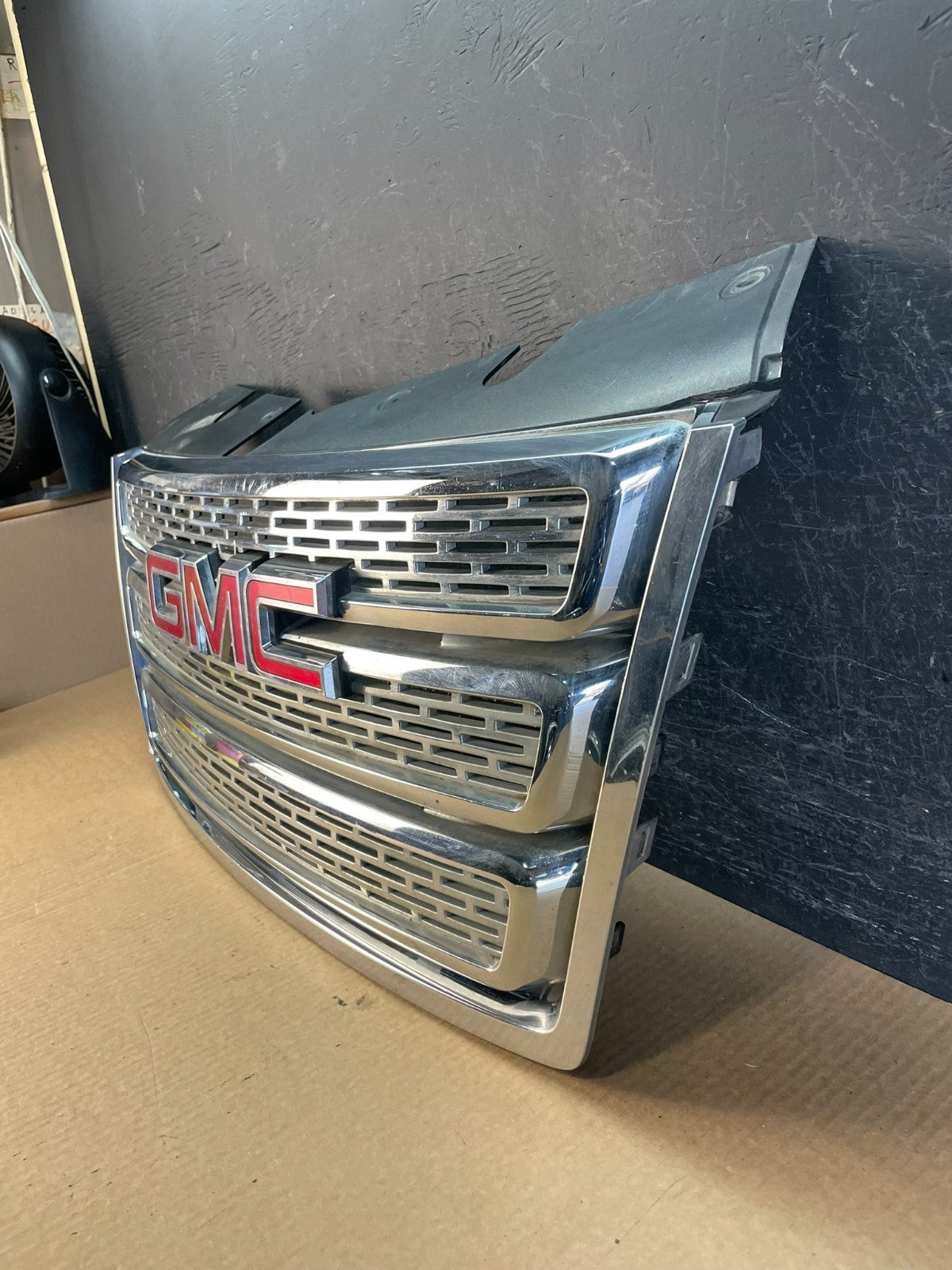 2010 to 2015 Gmc Terrain Front Upper Grill Grille AF3708 DG1