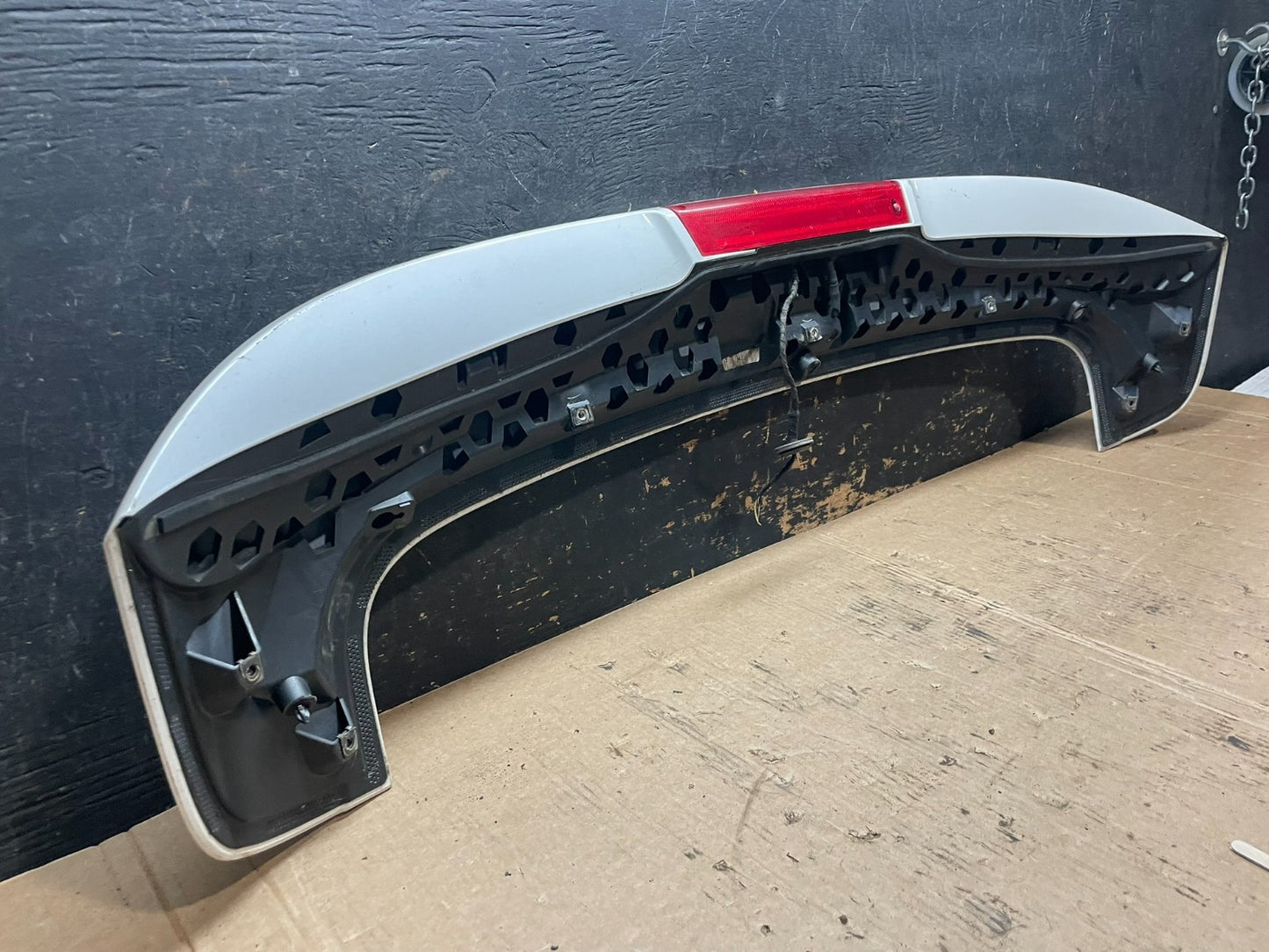 2012 to 2017 Ford Focus SE 4DR Hatchback Trunk Lid Spoiler Wing OEM Z5876 DG9