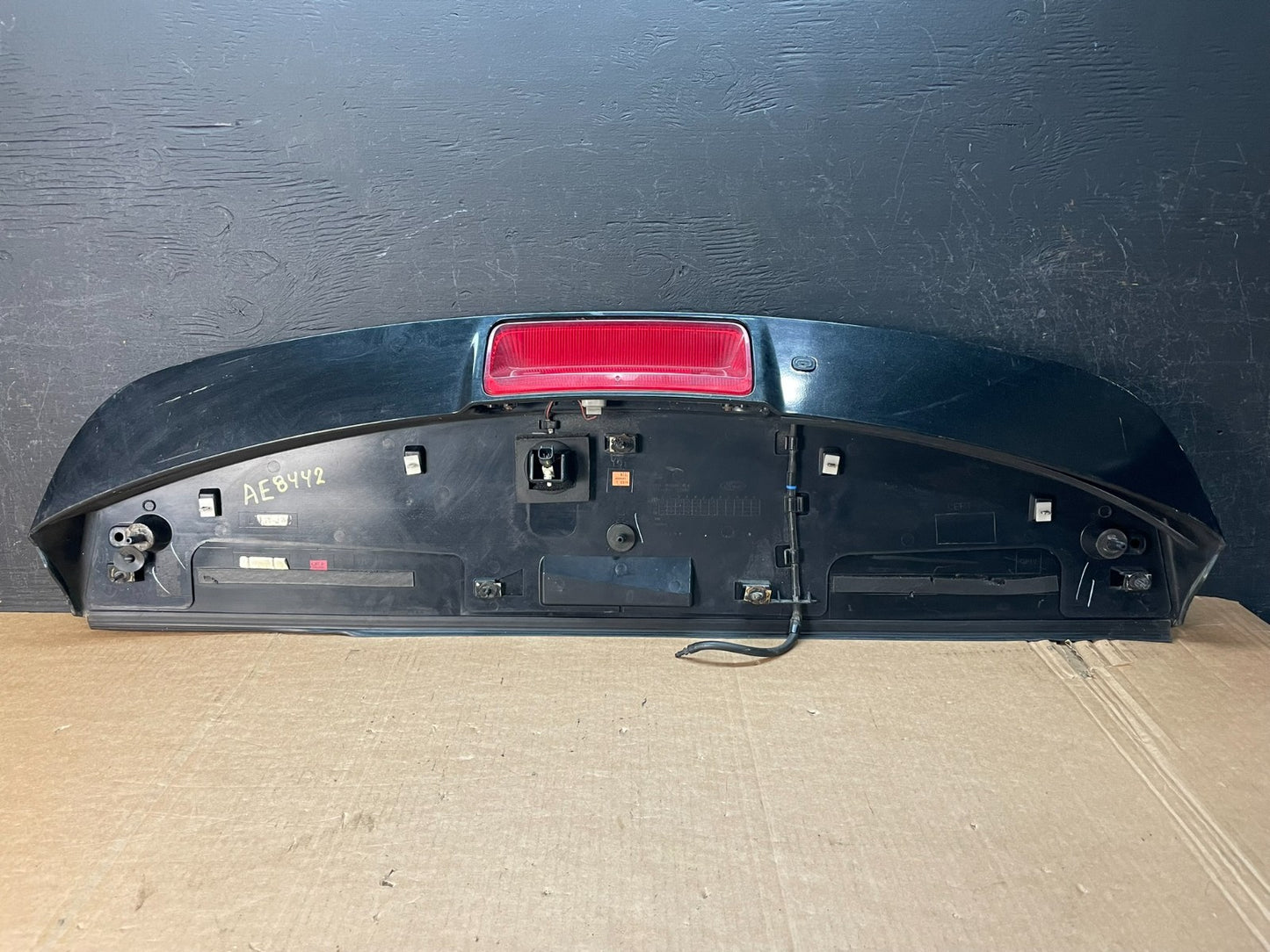 2011 to 2015 Ford Explorer Rear Upper Tailgate Liftgate Wing Spoiler ae8442 DG4