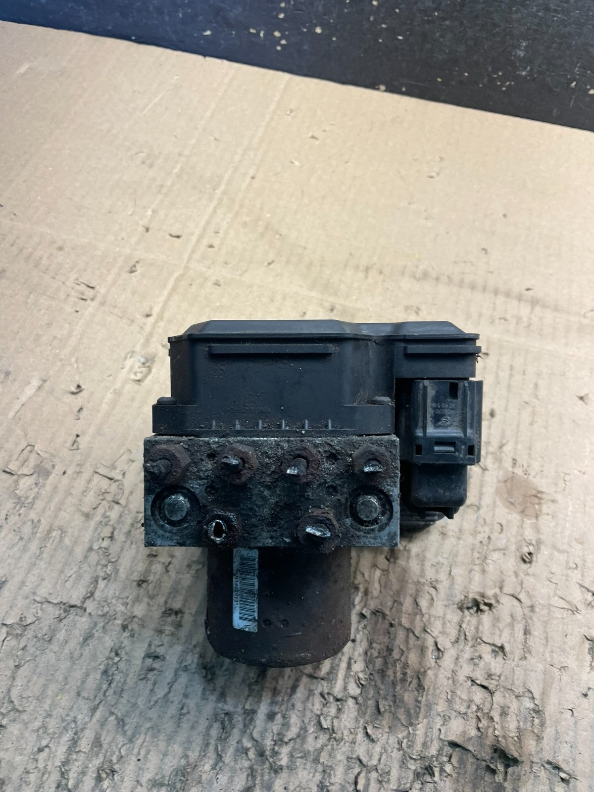 2013 Ford F250 F350 Super Duty ABS Anti Lock Brake Pump Module v2286 DG2