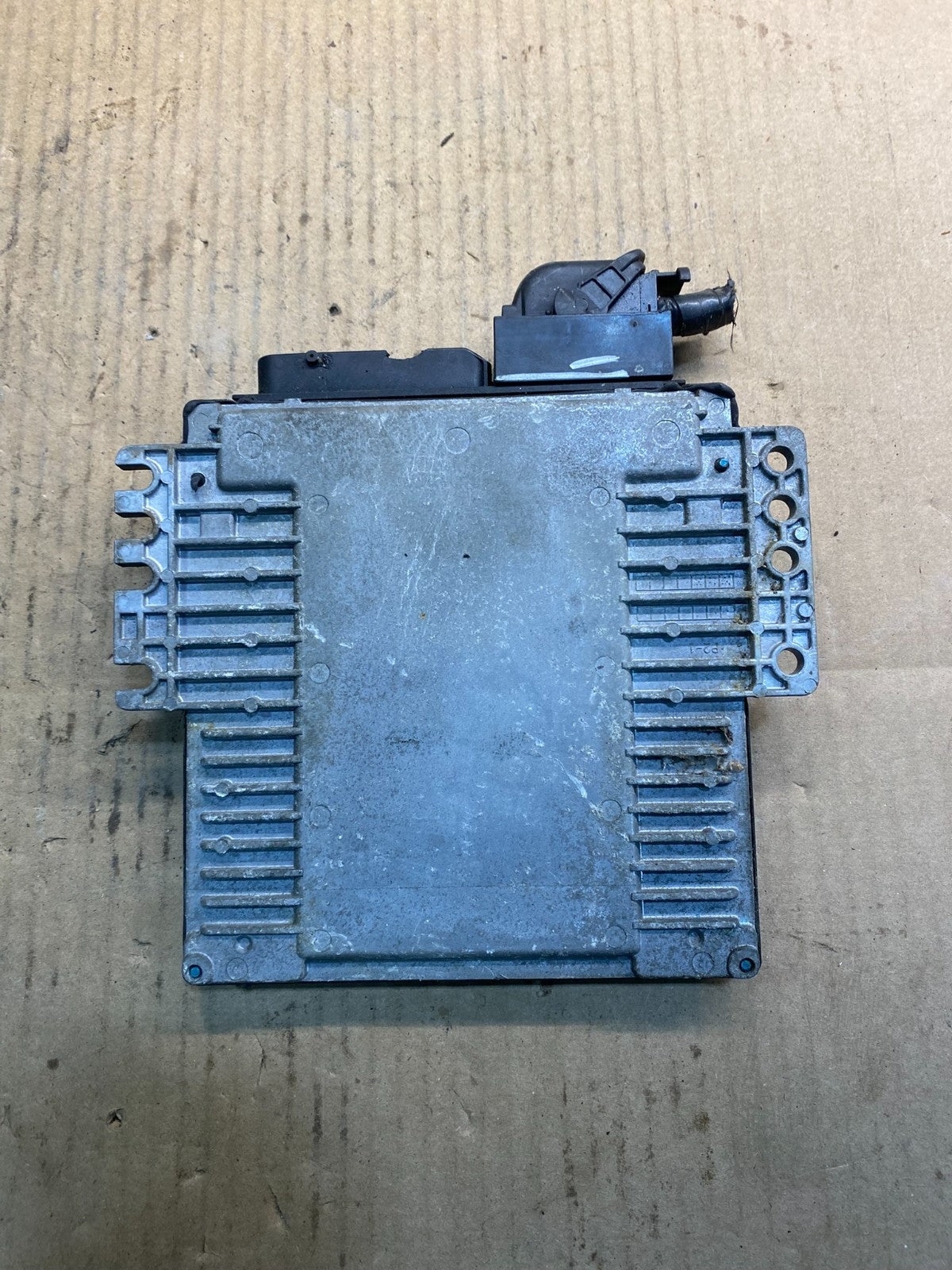 2004 Nissan Armada QX56 5.6L Engine Control Unit ECU ECM Module Z4718 DG1