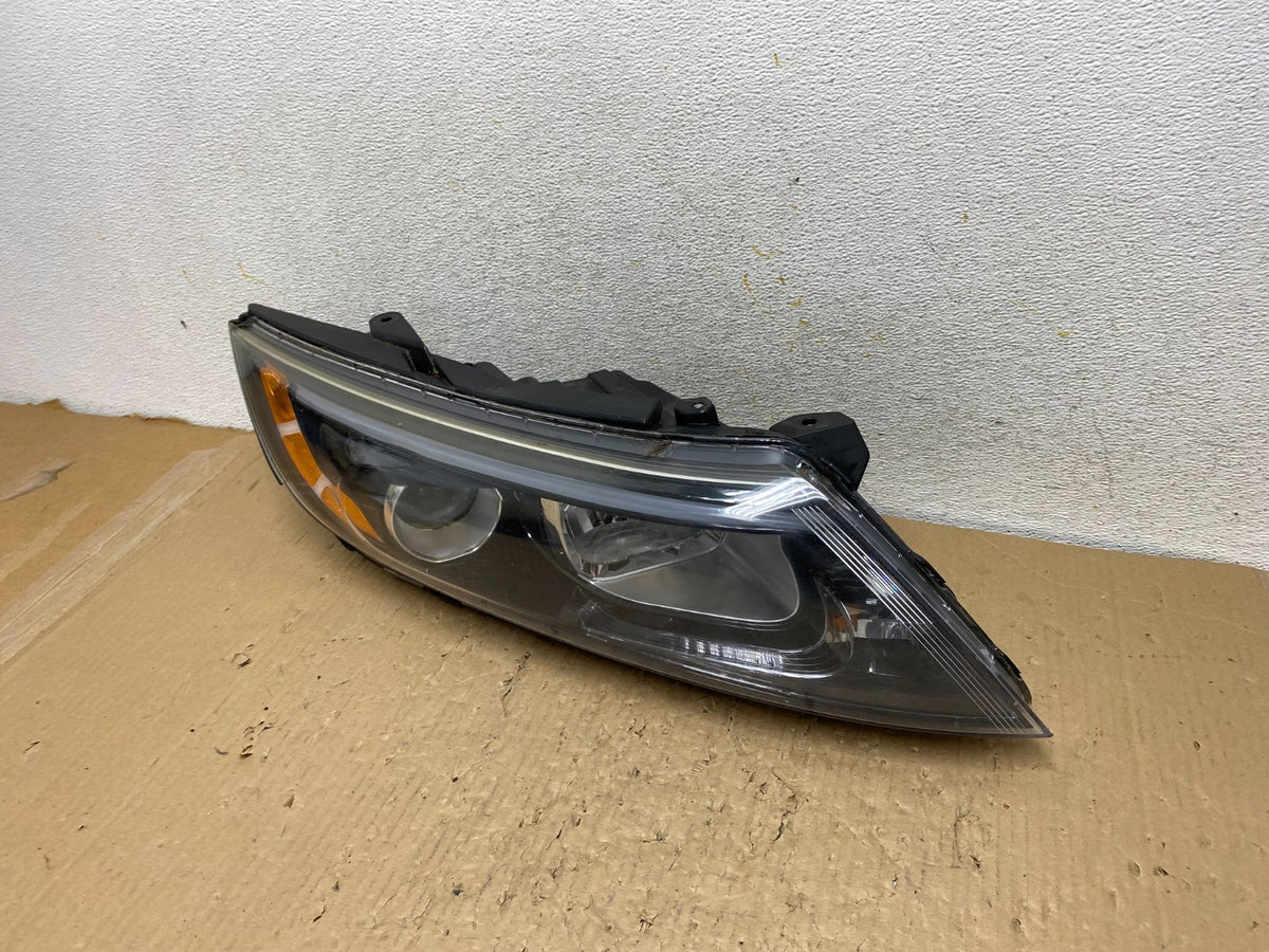 2014 - 2015 Kia Optima Right Passenger RH Side Headlight Halogen AH2883 DW2