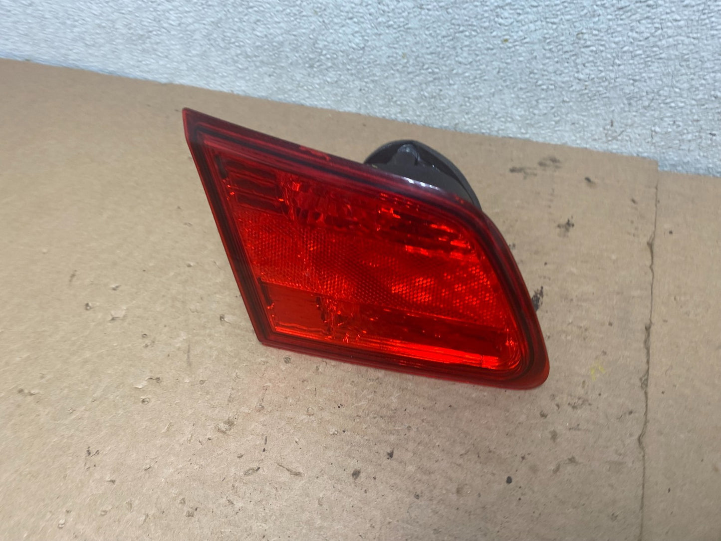 2010-2014 Subaru Legacy Left Driver LH Side Tail Light Inner OEM P4999 DW1