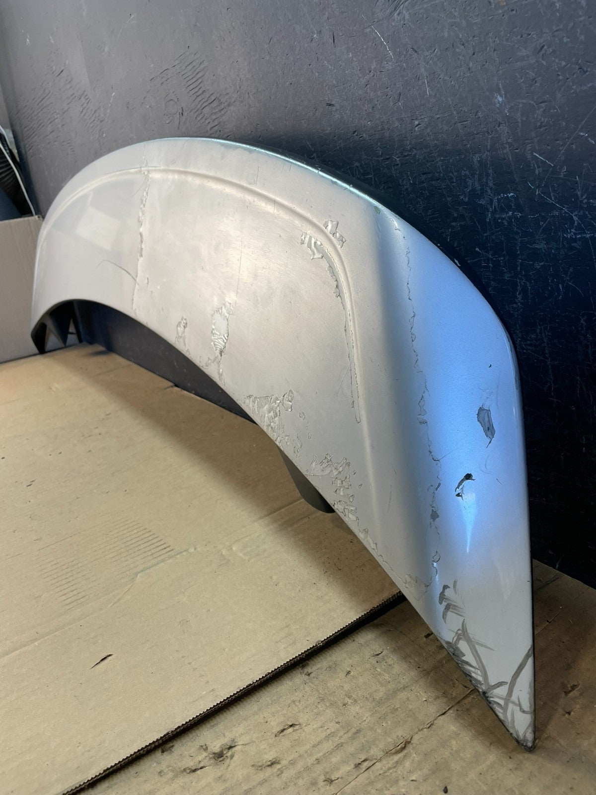 2001 to 2004 Ford Mustang Rear Trunk Spoiler Wing ad5652 DG1