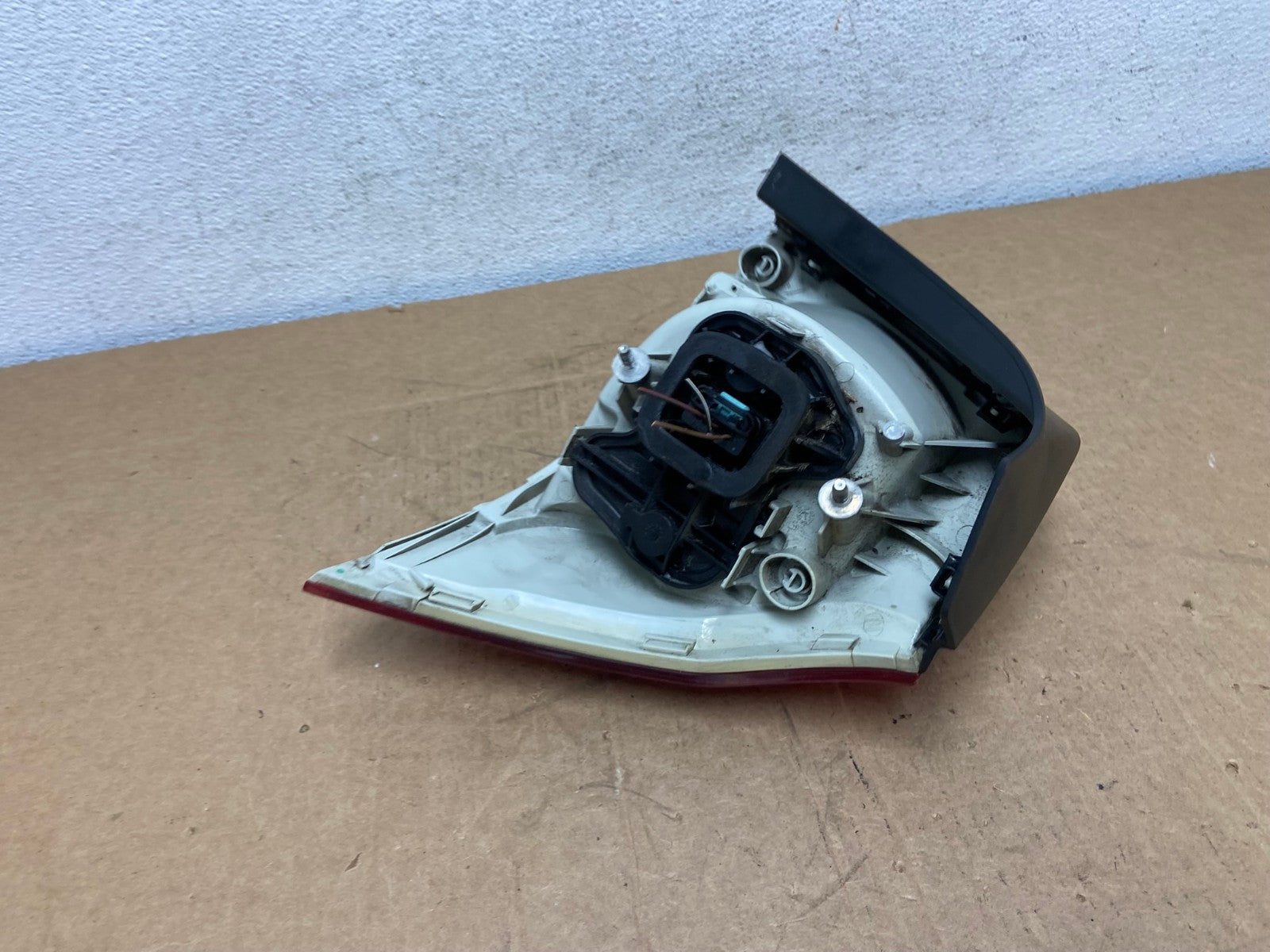 2006 2007 2008 Volkswagen Golf MK5 5 Left Driver LH Tail Light AD6203 LK4
