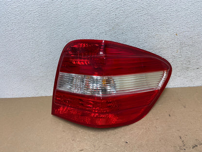2006 - 2008 Mercedes ML 350 Ml-Class Right Passenger Tail Light DEPO AF4988 LK0