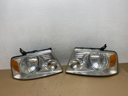 2004 to 2008 Ford F-150 F150 Left+Right Halogen Headlights AE7222 DW0