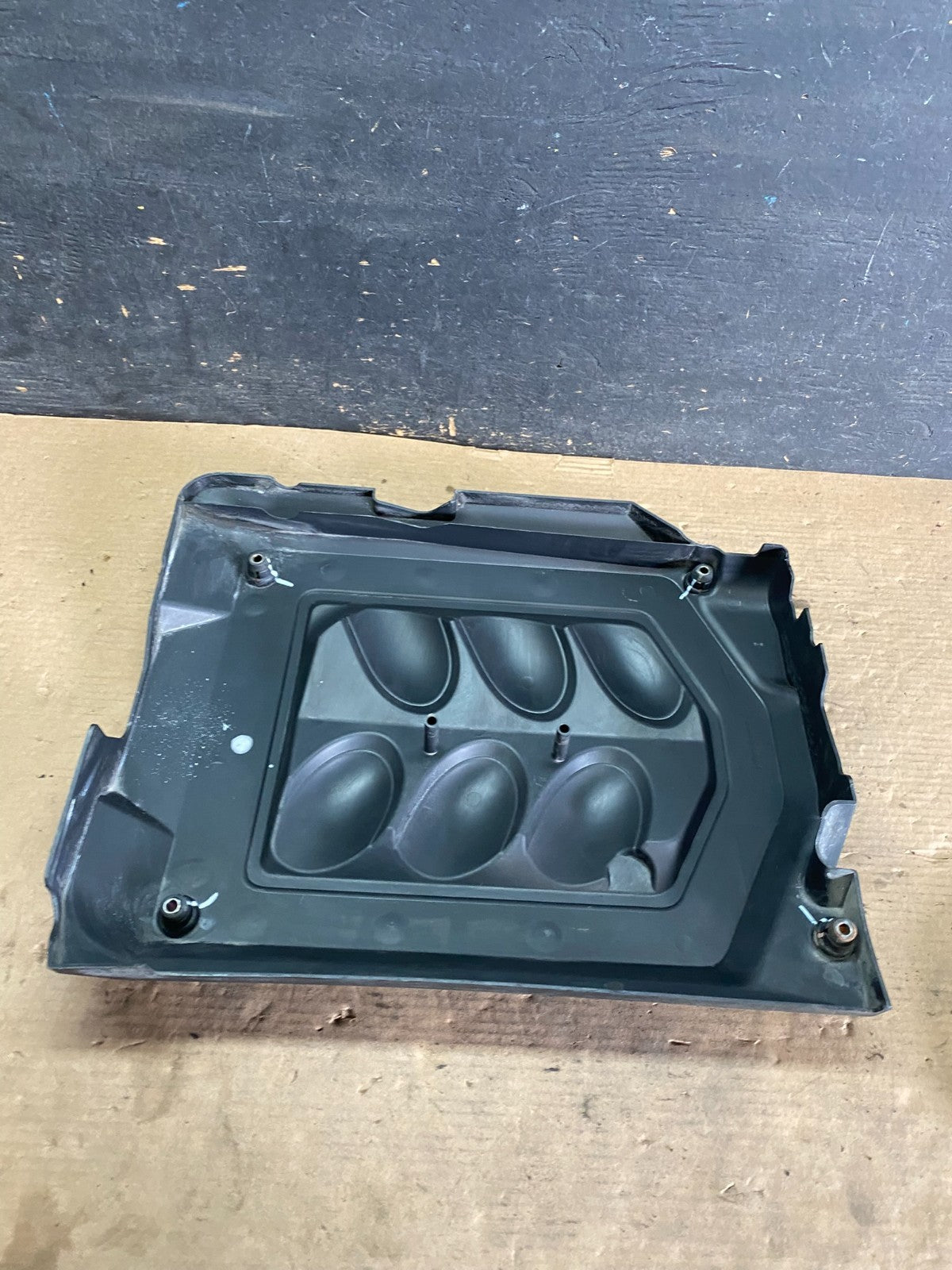 1999 to 2003 Acura TL Engine Top Lid Cover 17124-P8E-A00 Oem O8221 DG6