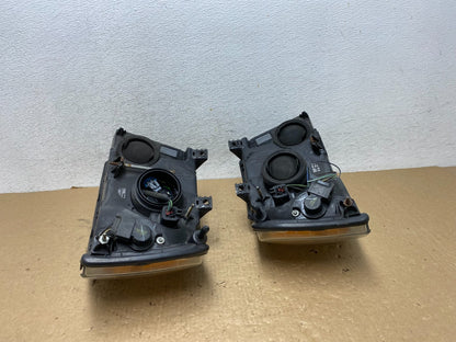 2003 - 2006 Ford Expedition Left+Right Side Headlights Halogen AF8140 DW11