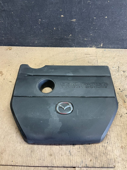 2004 to 2009 Mazda 3 DOHC 16 VALVE Engine Shield Top Cover M8847 PS0