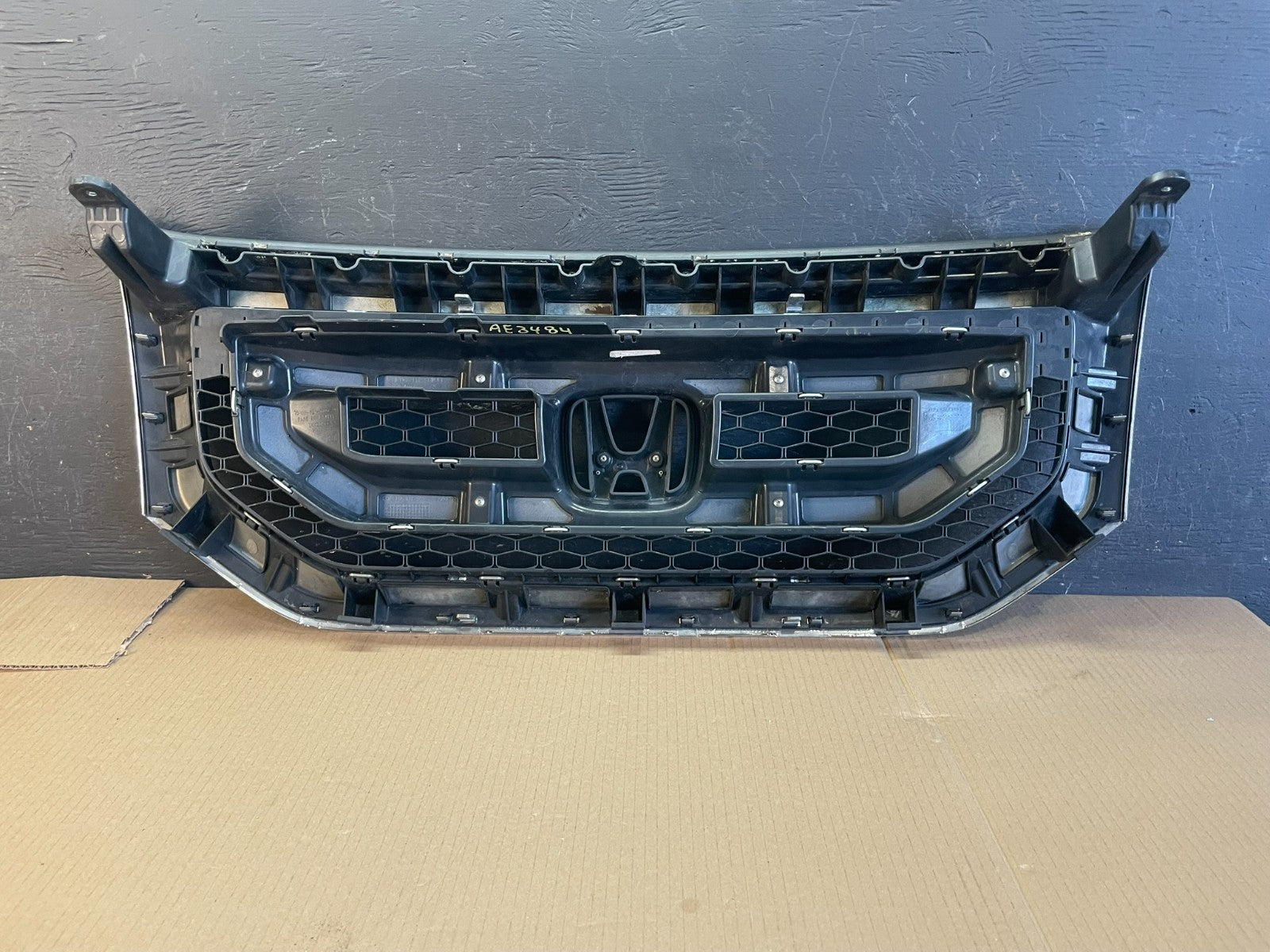 2009 2010 2011 Honda Pilot Front Upper Grill Grille AE3484 DG3