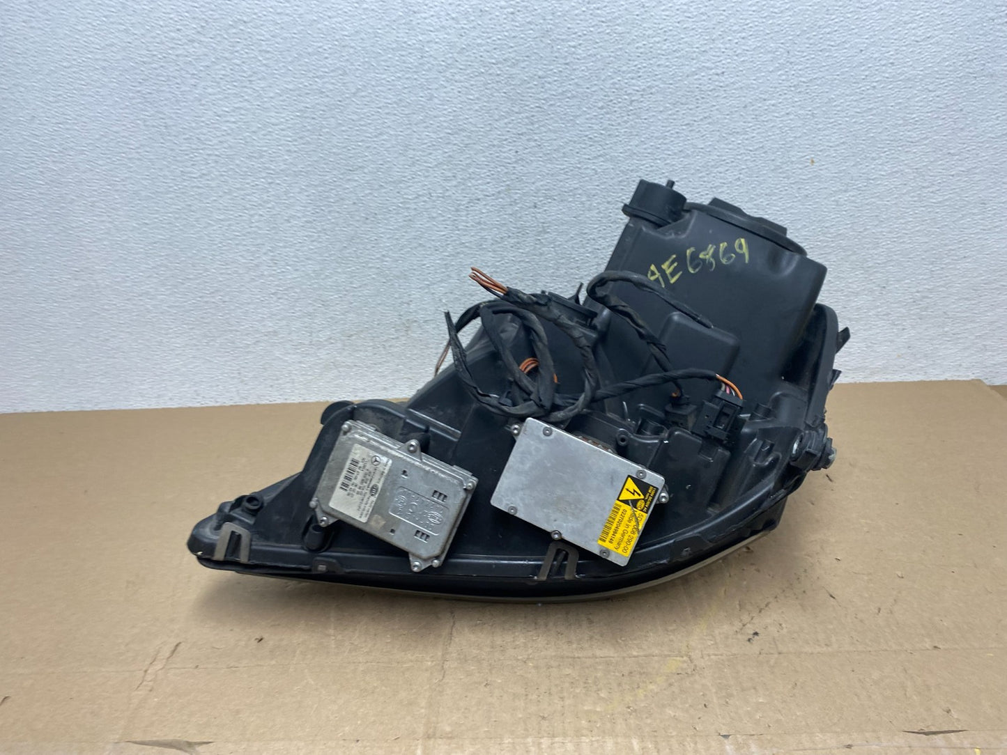 2007 to 2009 Mercedes GL-Class GL450 Right Passenger Xenon Headlight AE6869 DW7