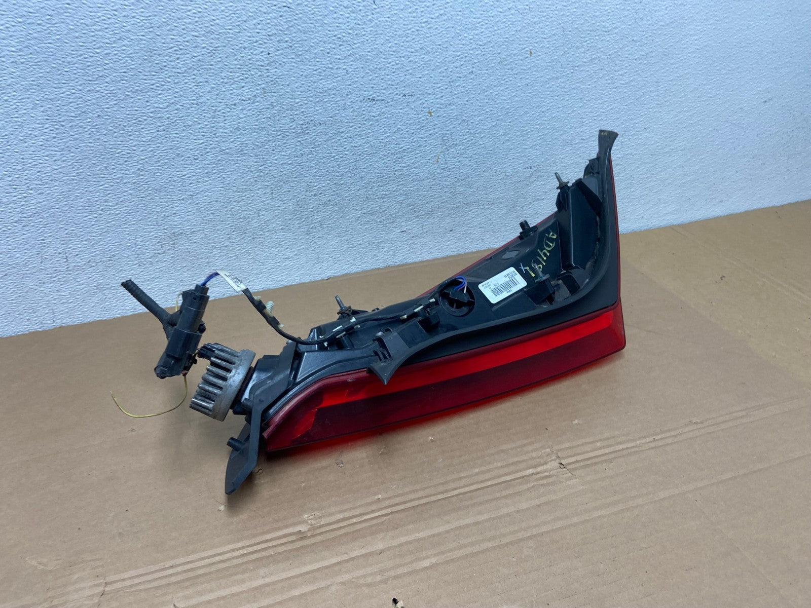 2013 to 2017 Cadillac XTS Right Passenger RH Tail Light AD4151 LK4