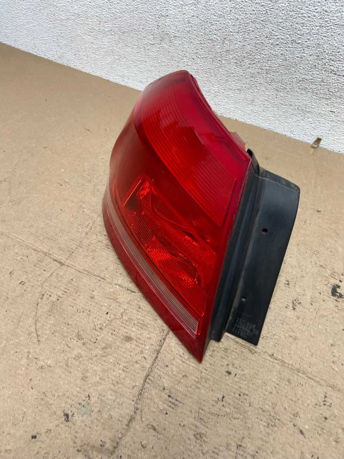 2012 to 2015 Volkswagen Passat Left Driver Lh Side Tail light AF5749 LK1
