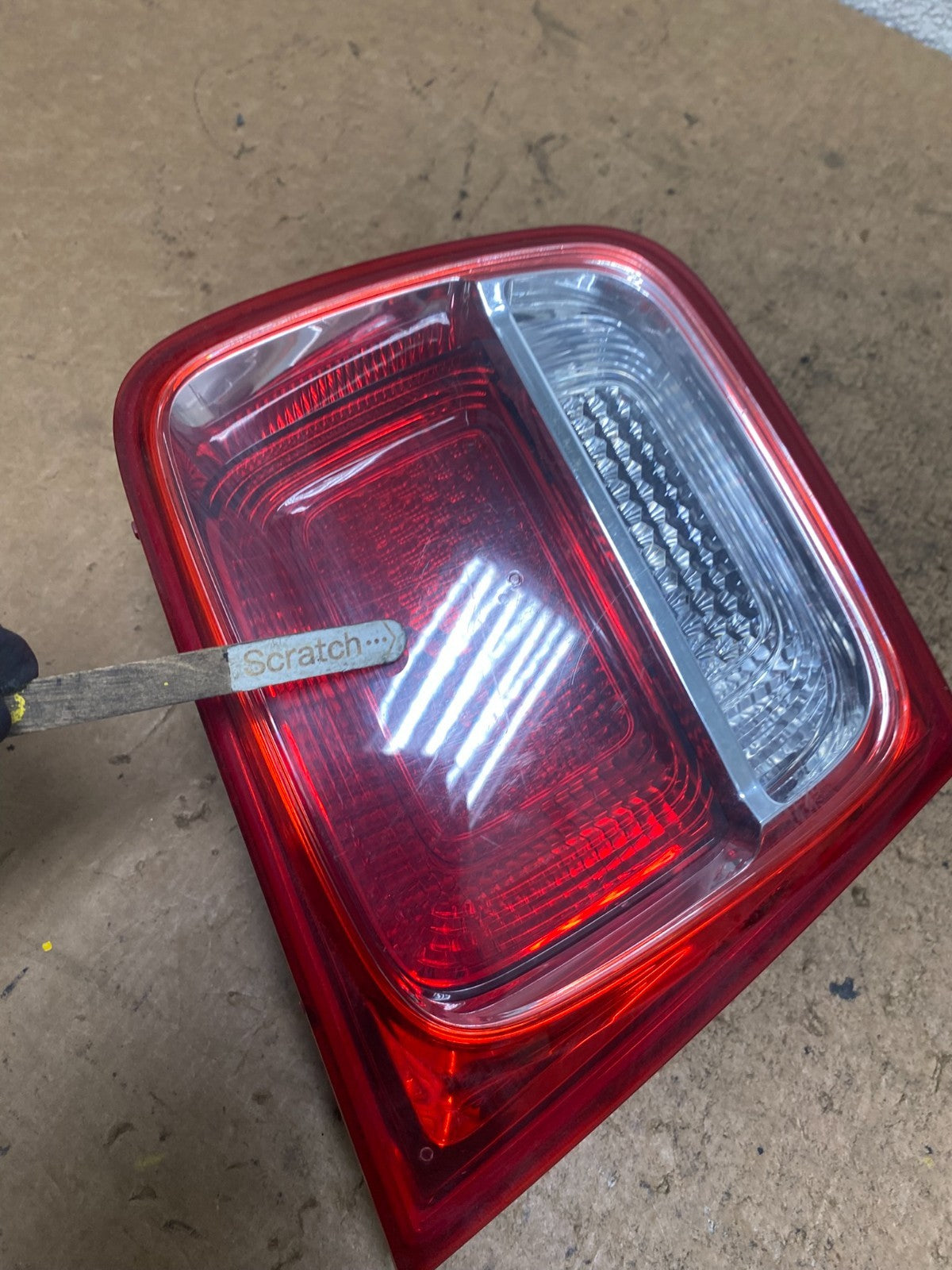 2013-2016 Chevrolet Malibu Left Driver Lh Side Inner Tail Light Oem T1002 DW3