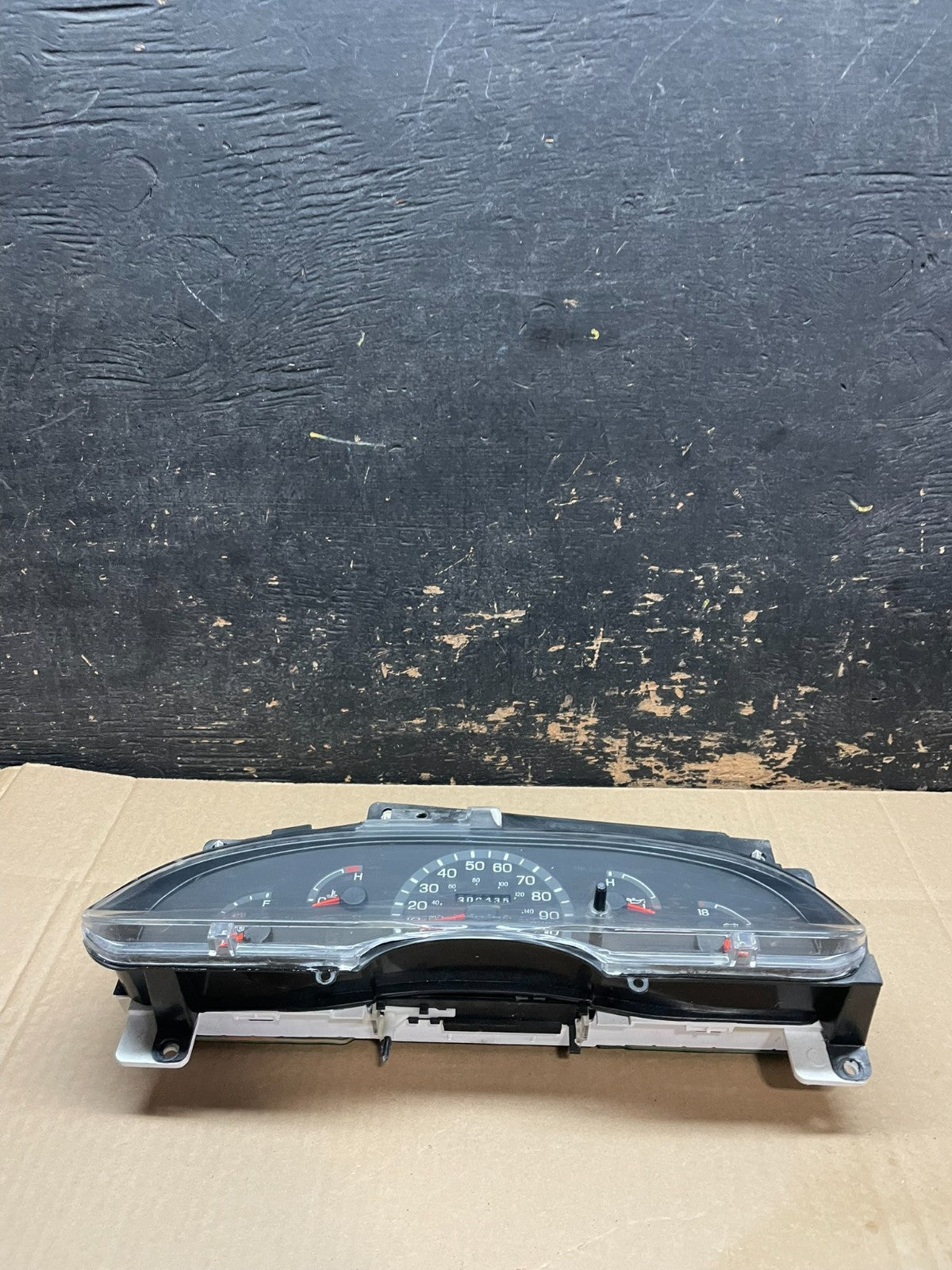 2001 - 2002 Ford Econoline E250 E350 Van Speedometer Instrument Cluster AB2903DG2