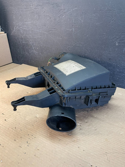 2010 to 2018 Mercedes-Benz Sprinter 2500 3.0L Air Cleaner Box AF3383 DW2