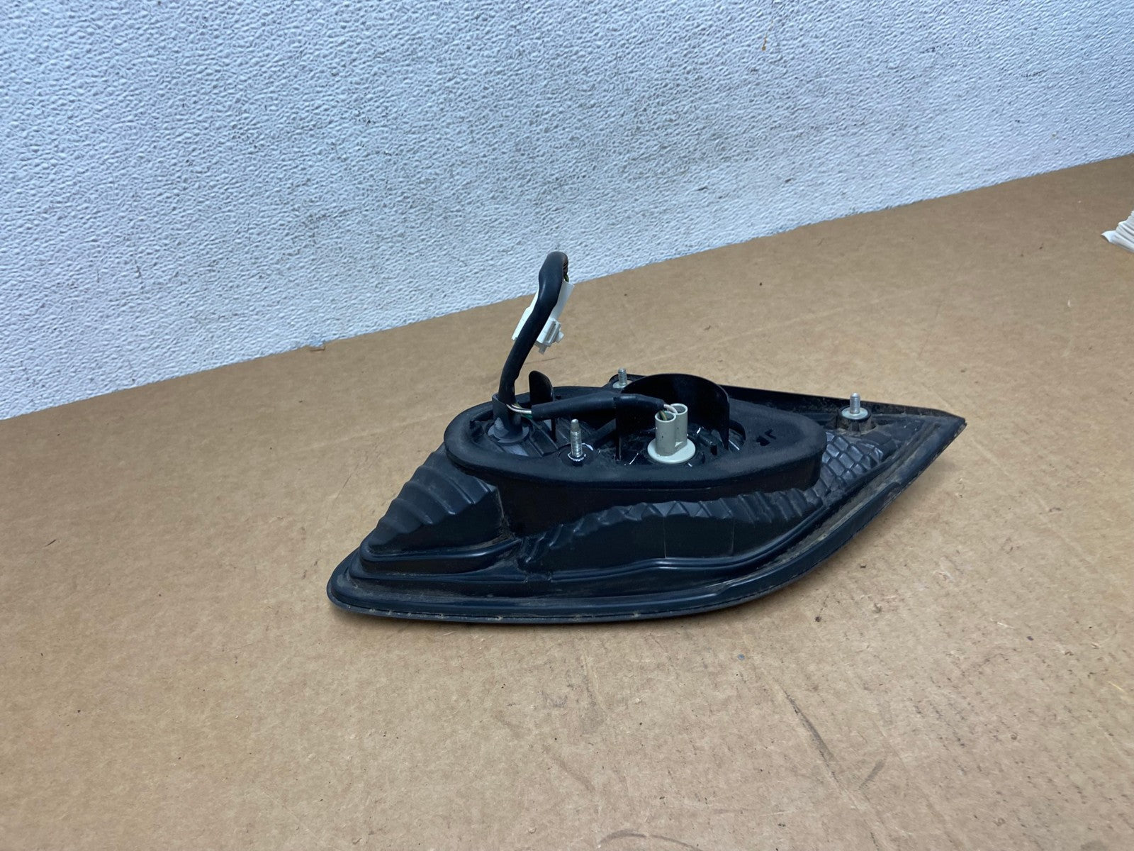 2002 2004 Lexus Es300 Es330 Right Passenger Inner Tail Light AD5994 LK4