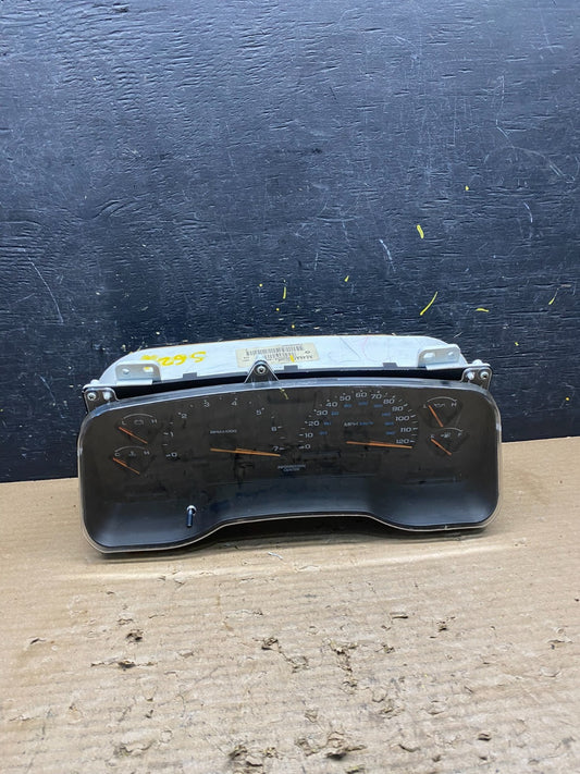2001 2002 2003 Dodge Durango Speedometer Instrument Cluster Gauge S6246 DG0