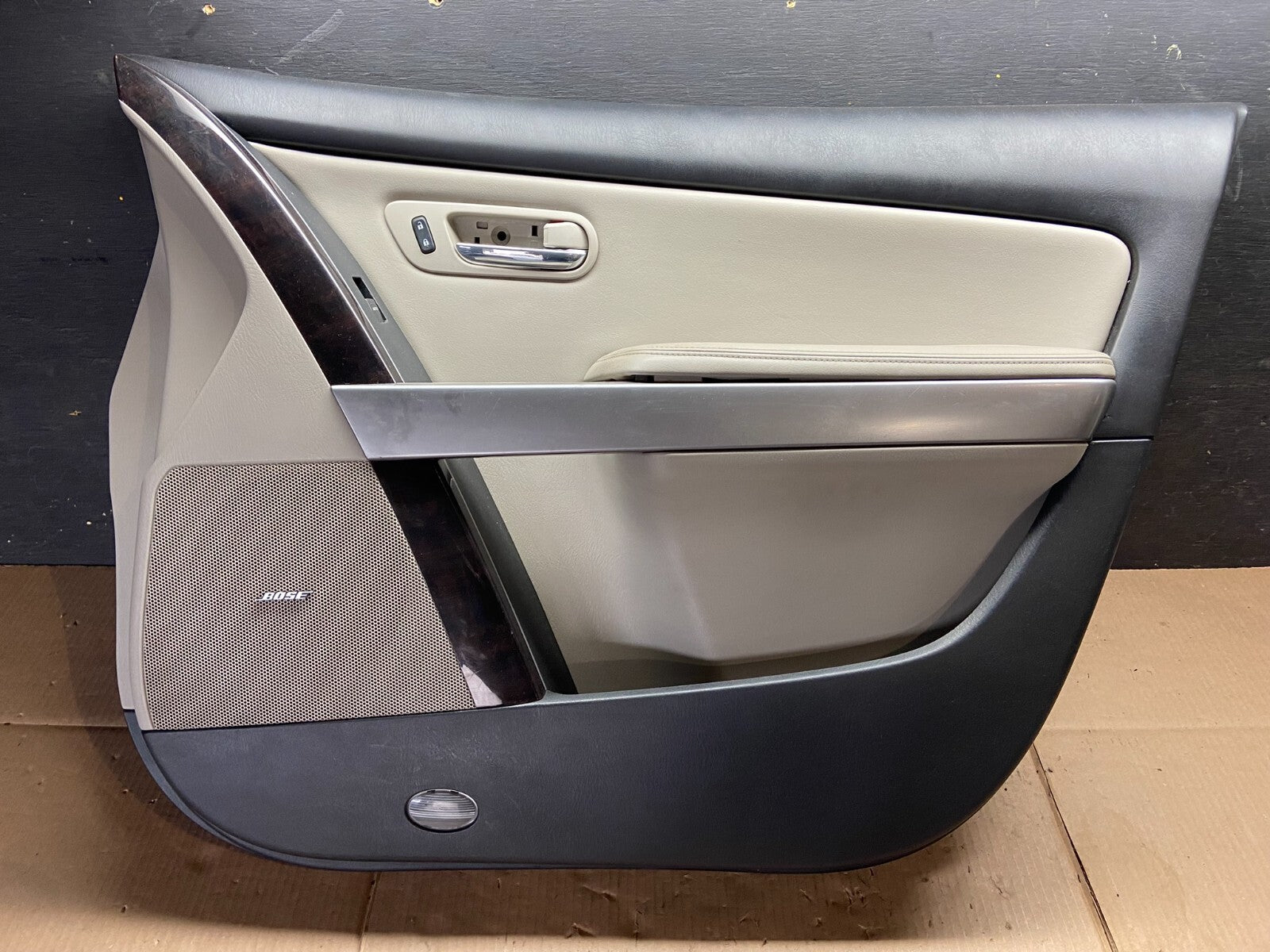 2010 to 2012 Mazda Cx-9 Front Right Passenger Rh Panel Door Trim Oem C2221 PS0