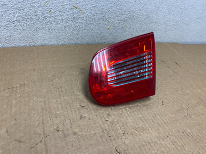 2007 2008 2009 2011 Volkswagen Eos Right Passenger Rh Tail Light inner OEM O74922