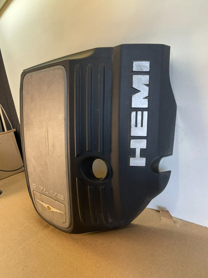 2005 to 2010 Chrysler 300 5.7L V8 Hemi Engine Motor Cover AG3067 DG1