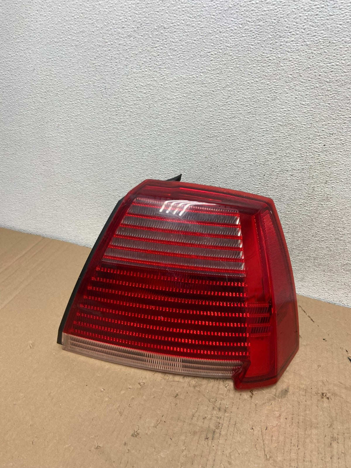2004 2005 2006 Mitsubishi Galant Sedan Right Passenger Tail Light AF3238 LK0