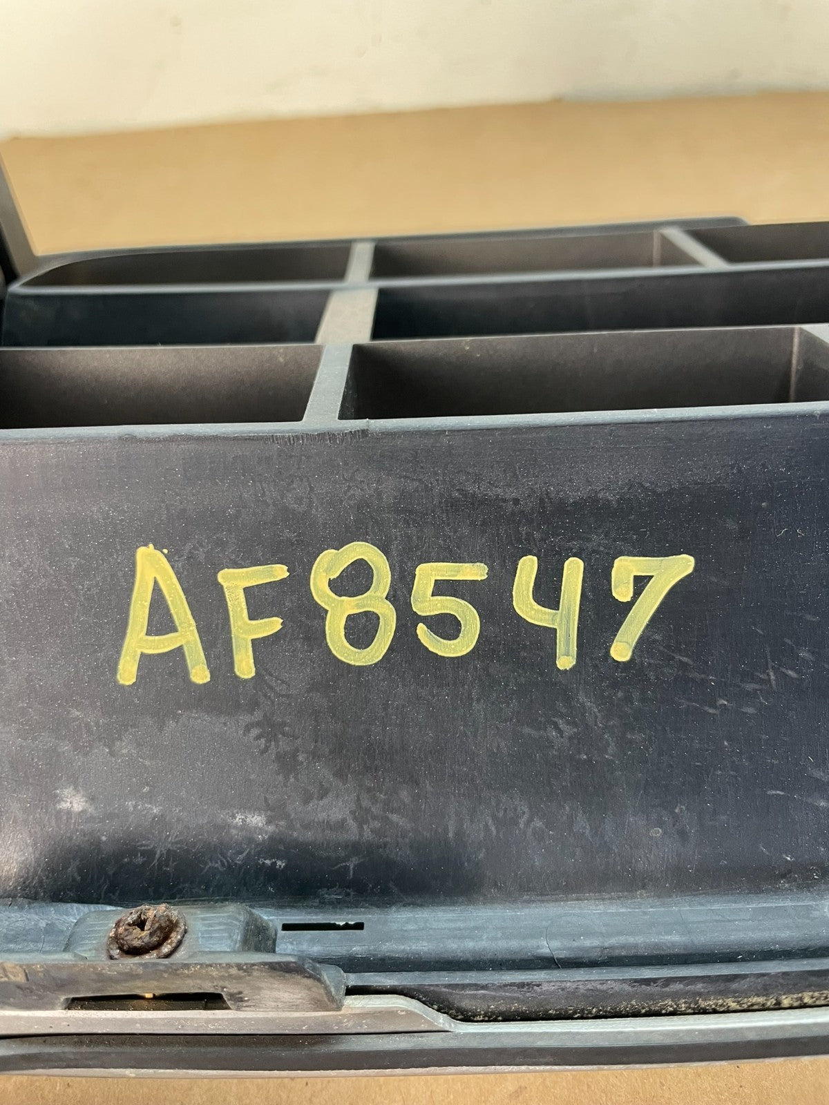 2002 2003 2004 Nissan Pathfinder Front Upper Grill Grille AF8547 DG4