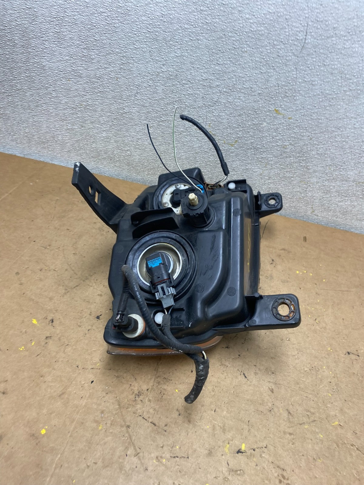 2011 to 2013 Jeep Grand Cherokee Halogen Left Driver Lh Headlight TYC X7194 DW10