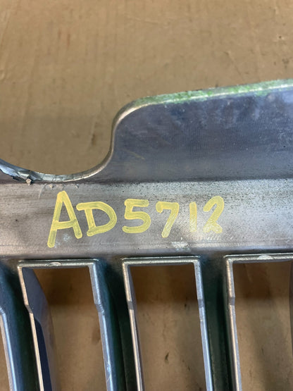 2006 to 2010 Mercury Mountaineer Front Upper Grill Grille AD5712 DW6