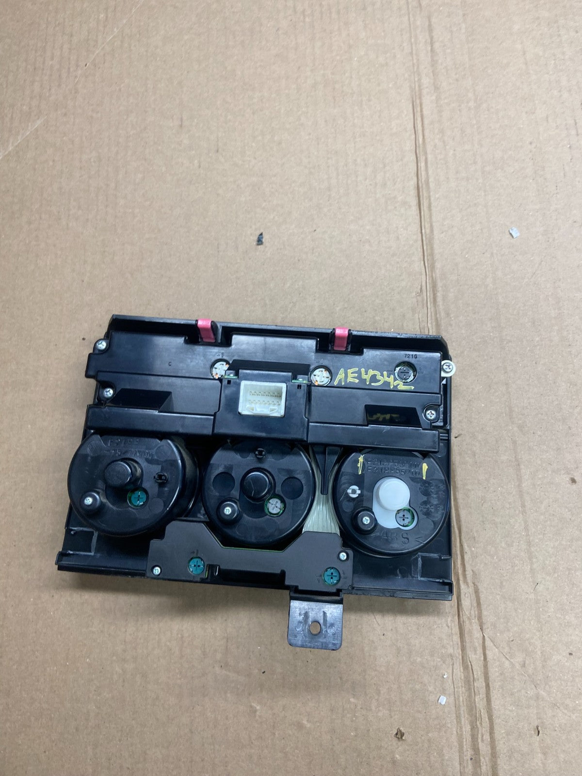 2003 to 2009 Toyota 4runner Am Fm Cd Player Radio Receiver AE4342 DG3