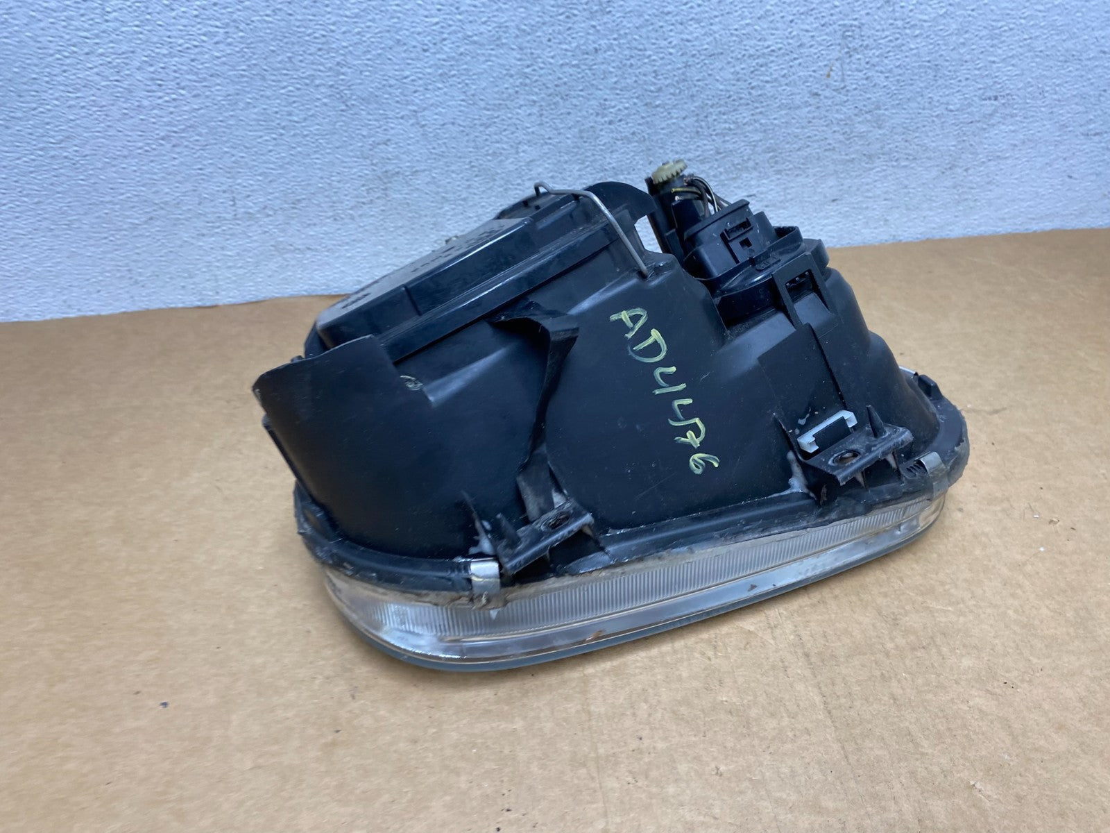1997-2003 Volkswagen Golf MK4 Left Driver LH Side Halogen Headlight AD4476 DW5