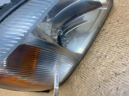 2000 to 2005 Cadillac Deville Right Passenger RH Side Headlight AE1417 DW3