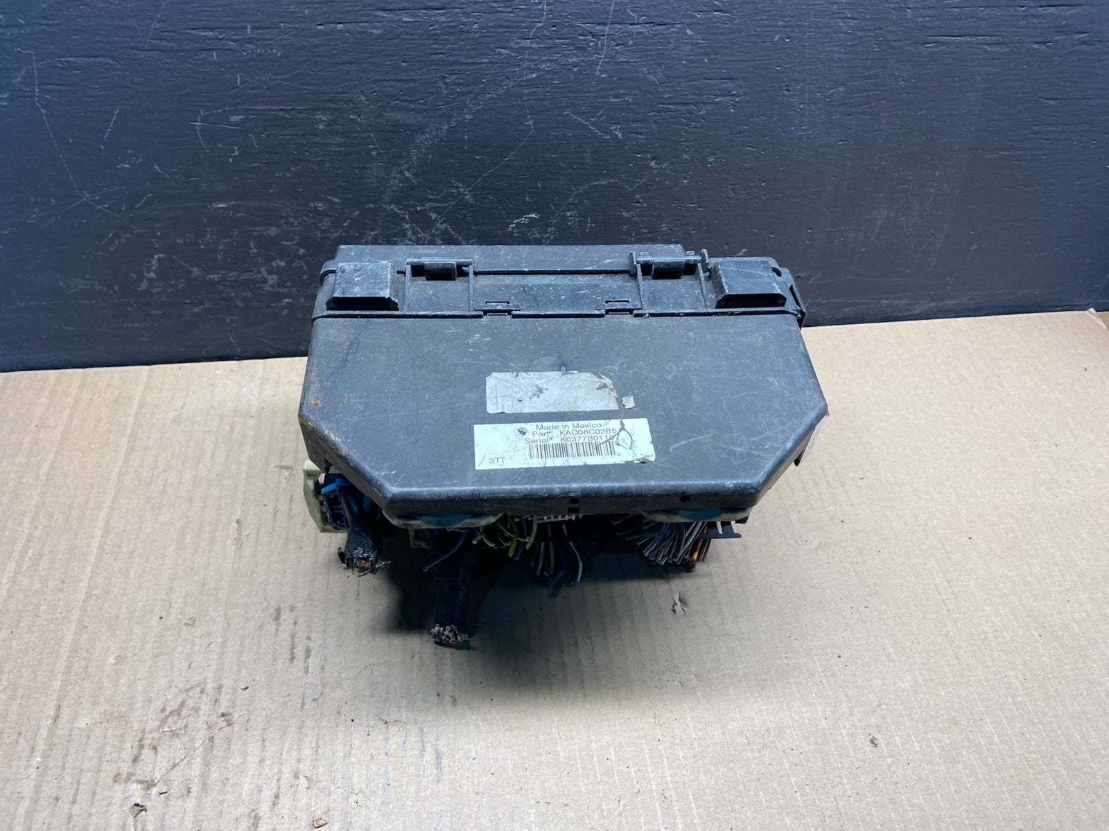 2007 dodge nitro TIPM Integrated Power Fuse Relay Junction Box AC0518 DG2
