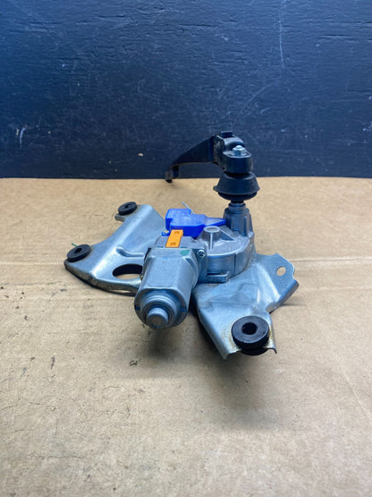 2010 to 2014 Subaru Outback Rear Windshield Wiper Motor AD74194