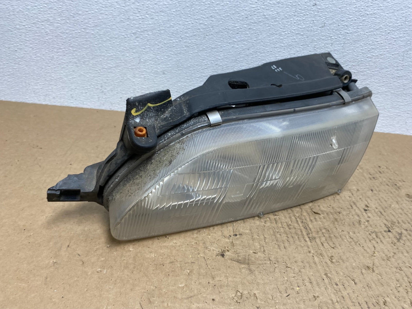 1993 to 1997 Toyota Corolla Left Driver LH Side Headlight AC1579 DW2
