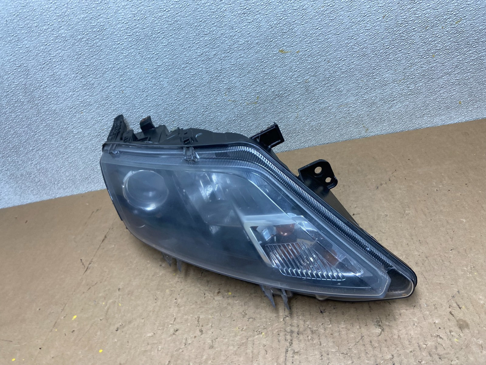 2010 2011 2012 Ford Fusion Right Passenger RH Headlight Halogen OEM Z8061 DW1