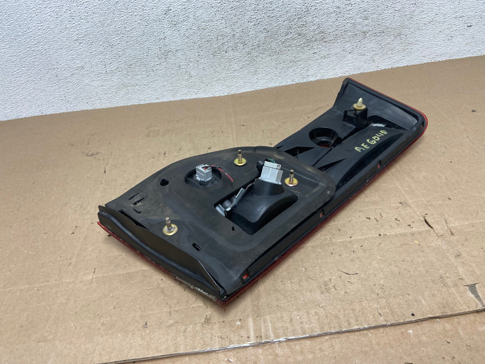 2001 to 2002 Honda Accord Sedan Right Passenger Inner Tail Light AE6040 LK4