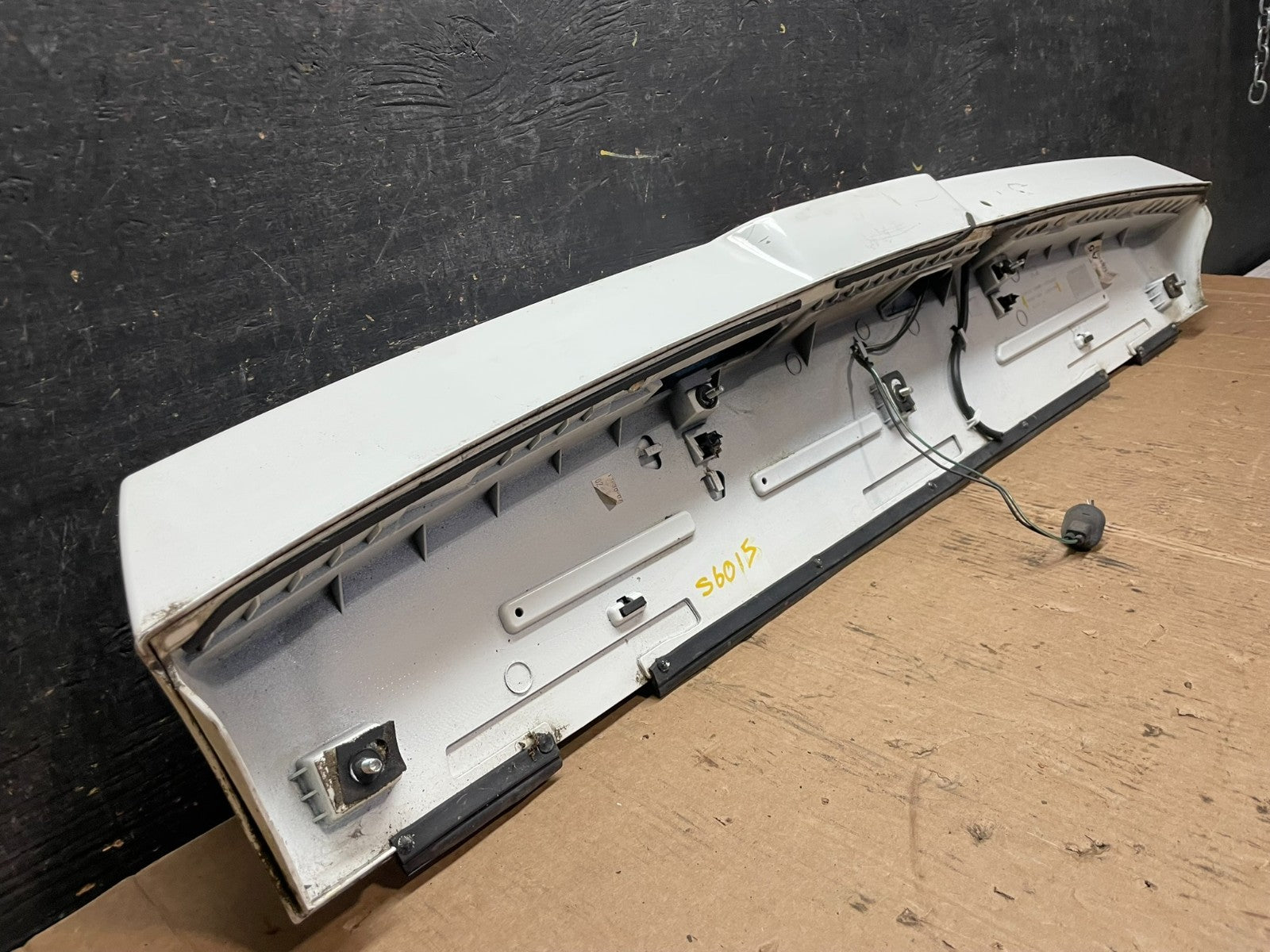 2006 2007 2008 Honda Pilot Rear Trunk Spoiler Gate Oem z5956 DG11