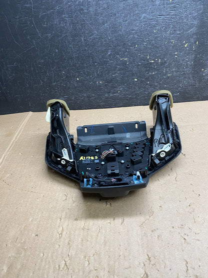 2014 2019 Ford Fiesta Center Radio Control Panel Air Vent Bezel Trim aj1385 DG3