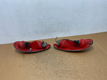 2001 to 2005 Chrysler PT Cruiser Left+Right Tail Lights AE1386 DW6