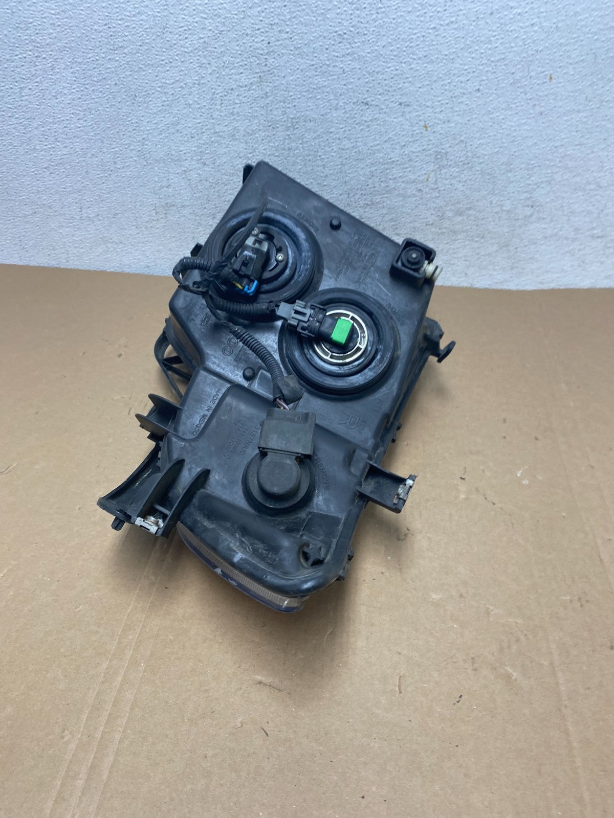 2007 to 2010 Ford Edge Right Passenger RH Halogen Headlight AD7883 DW5