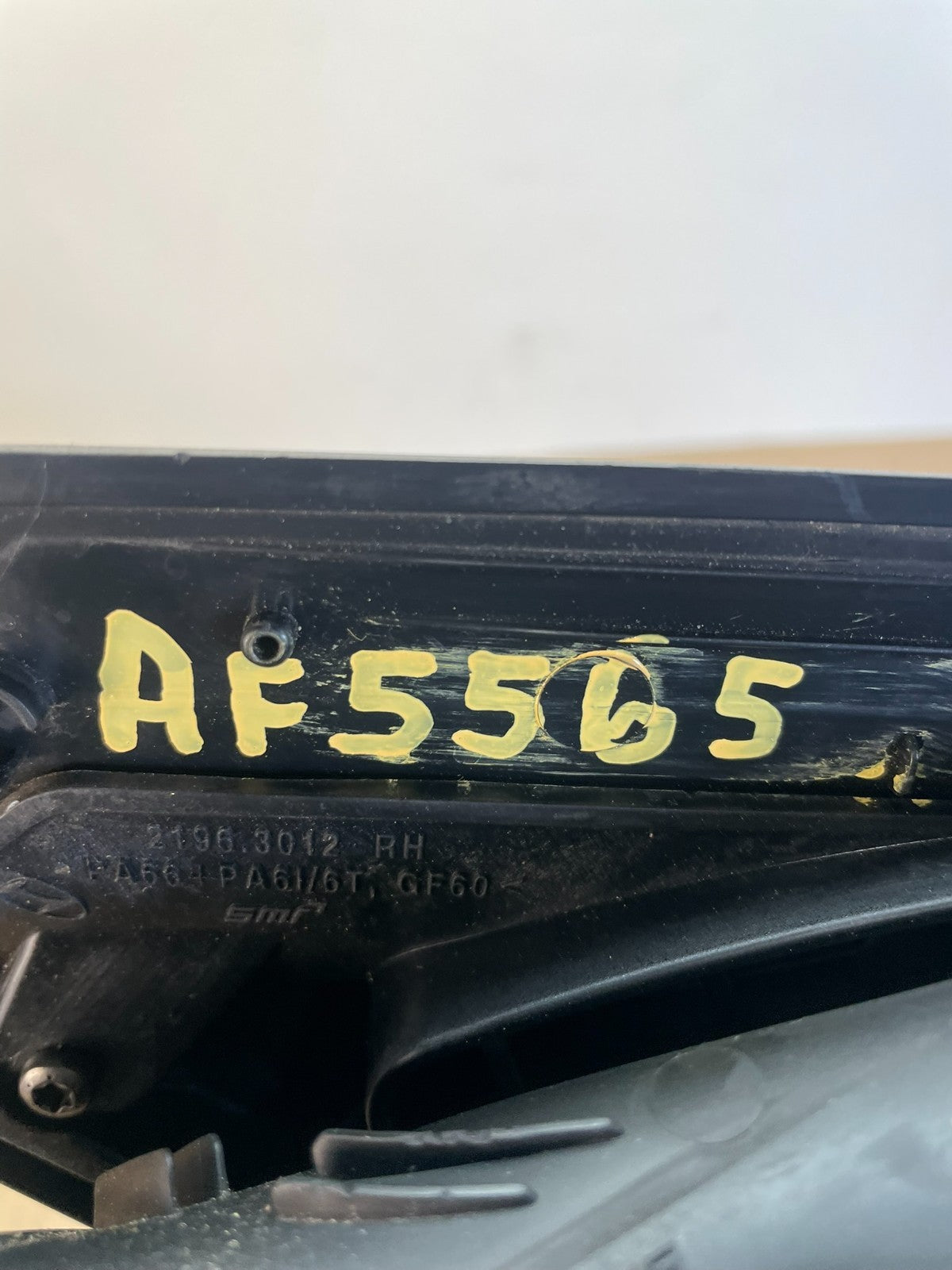 2017 to 2020 Hyundai Elantra Right Passenger View Door Mirror AF5565 DG9